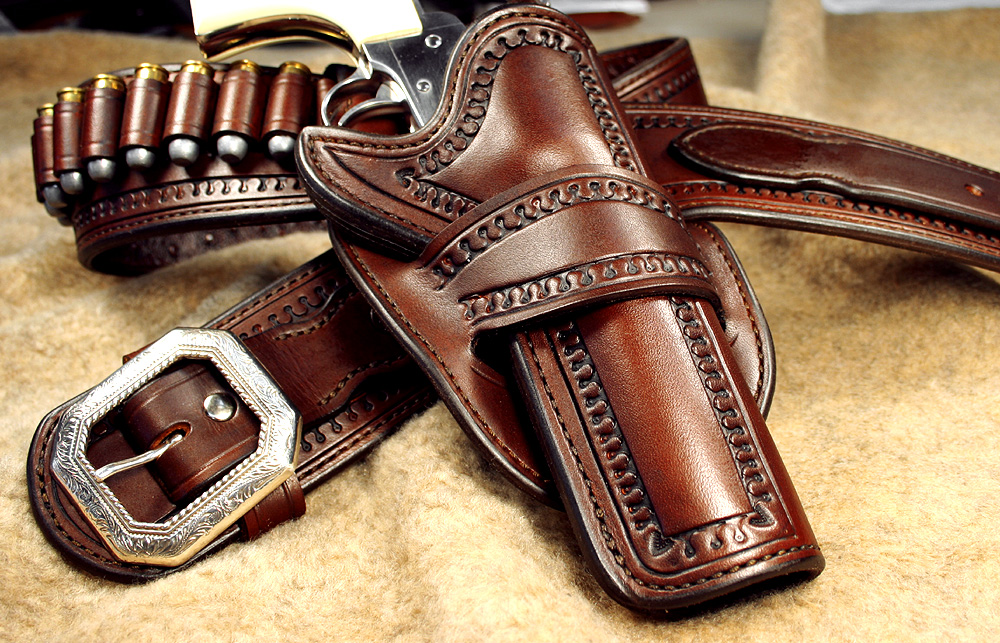 Right Hand Brown Buffalo Leather Open Top Belt Holster for TAURUS TRACKER 44 4" 